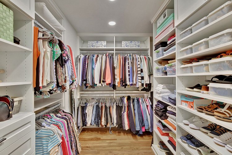 Bethany Closet 2133